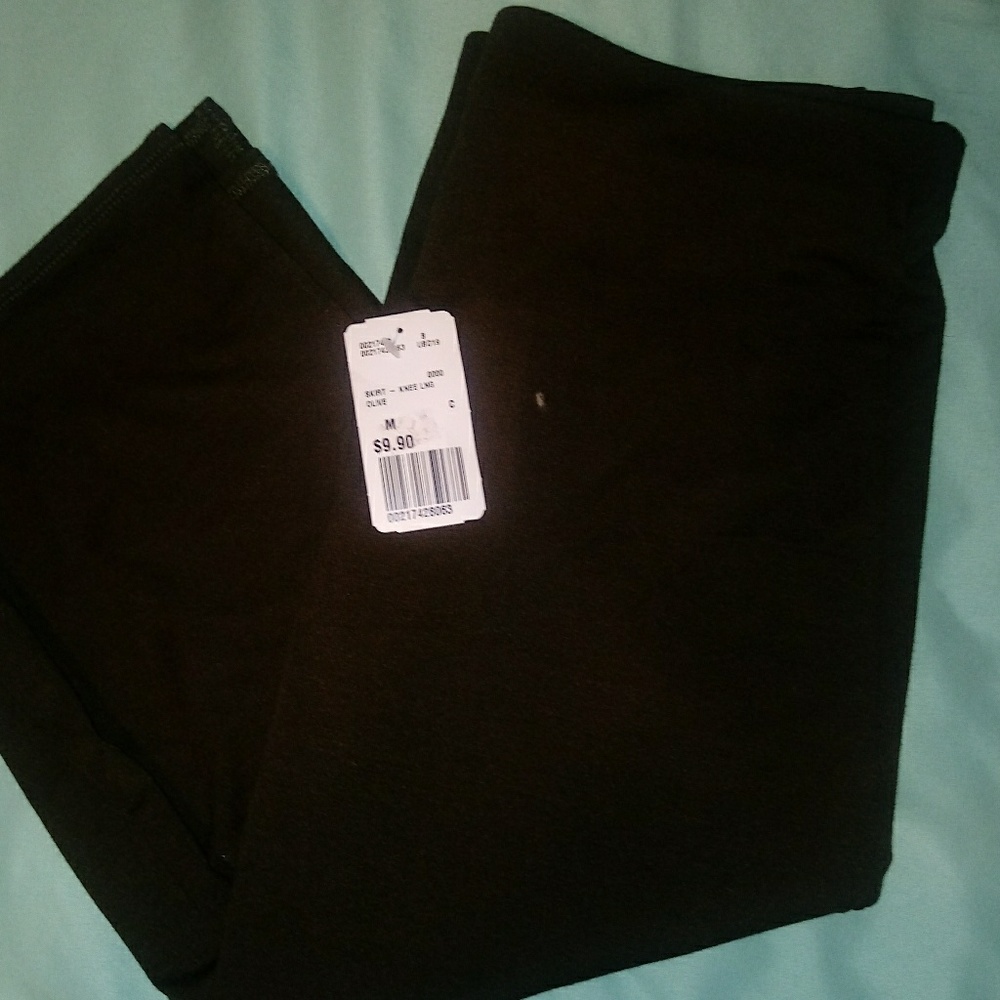 Red and army green knee-length skirts